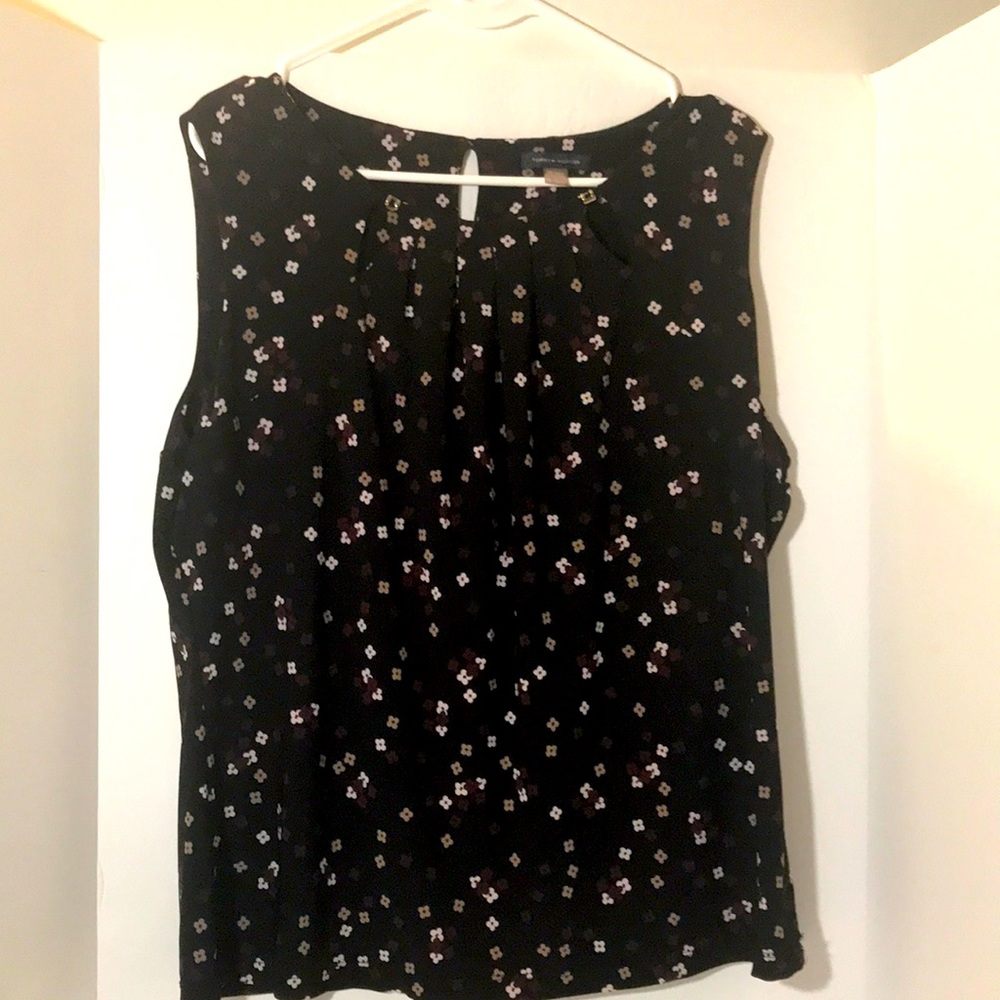 Tommy Hilfiger tank xl floral design black white brown top summer